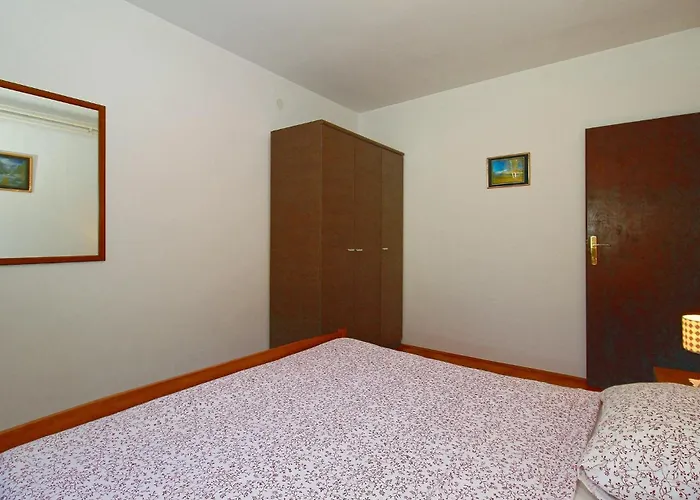 Vcemina Croatia Apartamento *