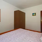Vcemina Croatia Apartament *