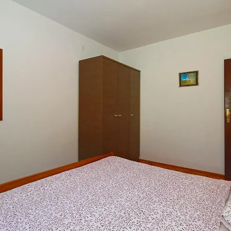 Vcemina Croatia Appartement *